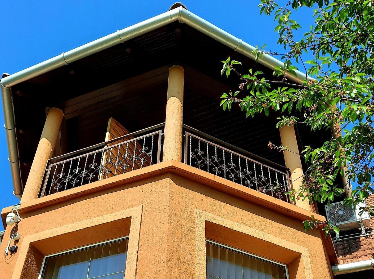 Harmonia Vendeghaz Apartment Balatonalmádi Exterior photo